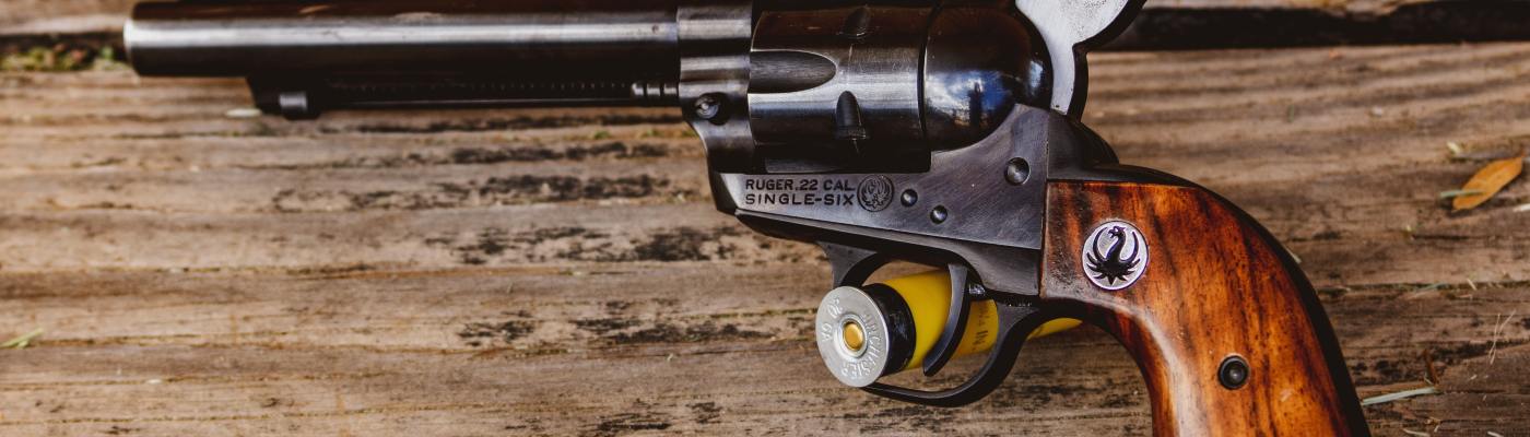 le doigt sur la gâchette